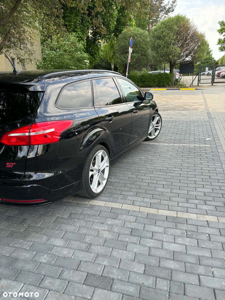 Ford Focus ST - 3