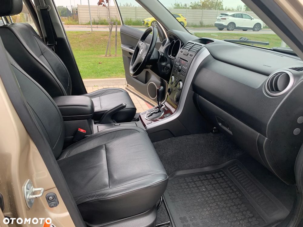 Suzuki Grand Vitara - 13
