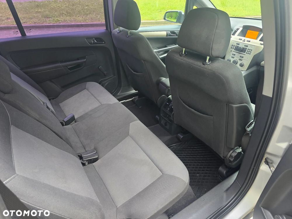 Opel Zafira 1.8 Elegance - 10