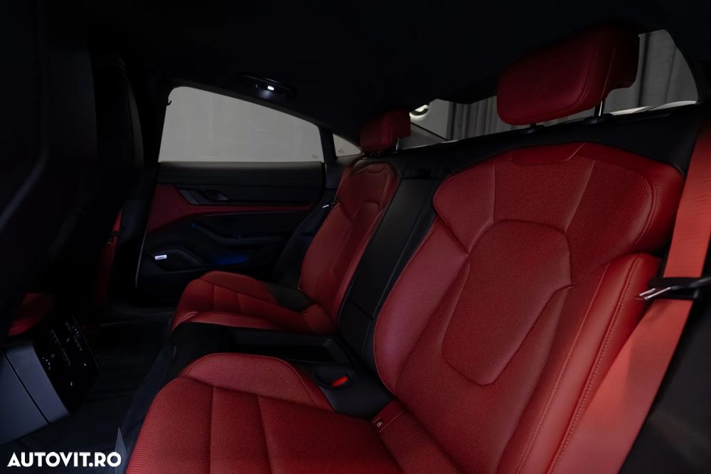 Porsche Taycan Standard - 28