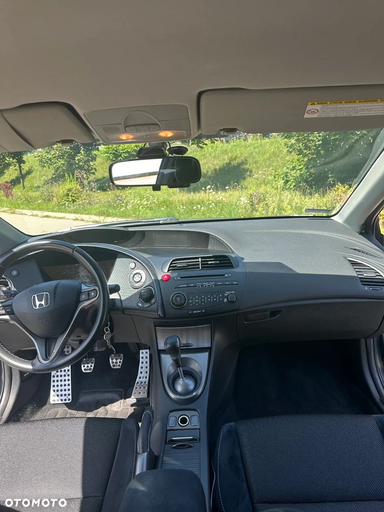 Honda Civic 1.8 TypeS - 3