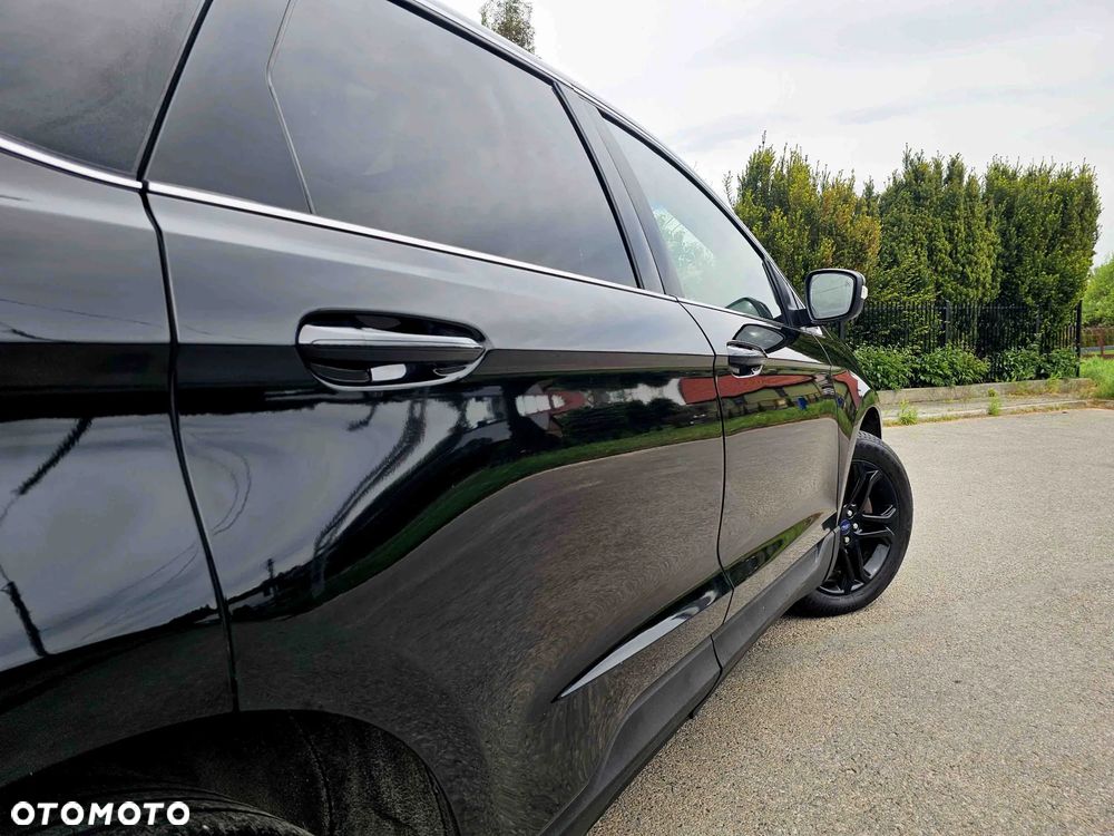 Ford Edge 2.0 TDCi Twin-Turbo 4WD Titanium - 5