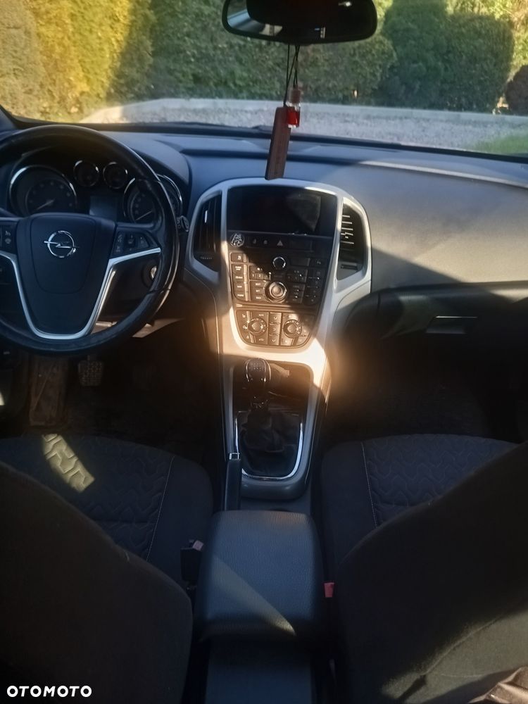 Opel Astra - 4