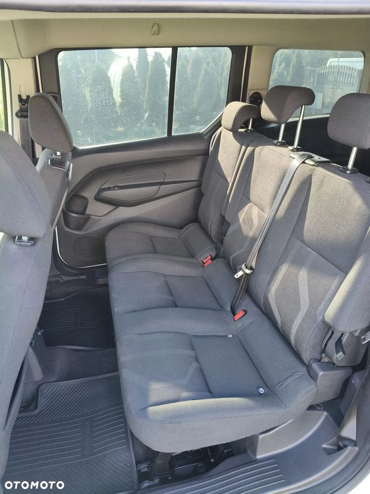Ford Tourneo Connect Grand - 5