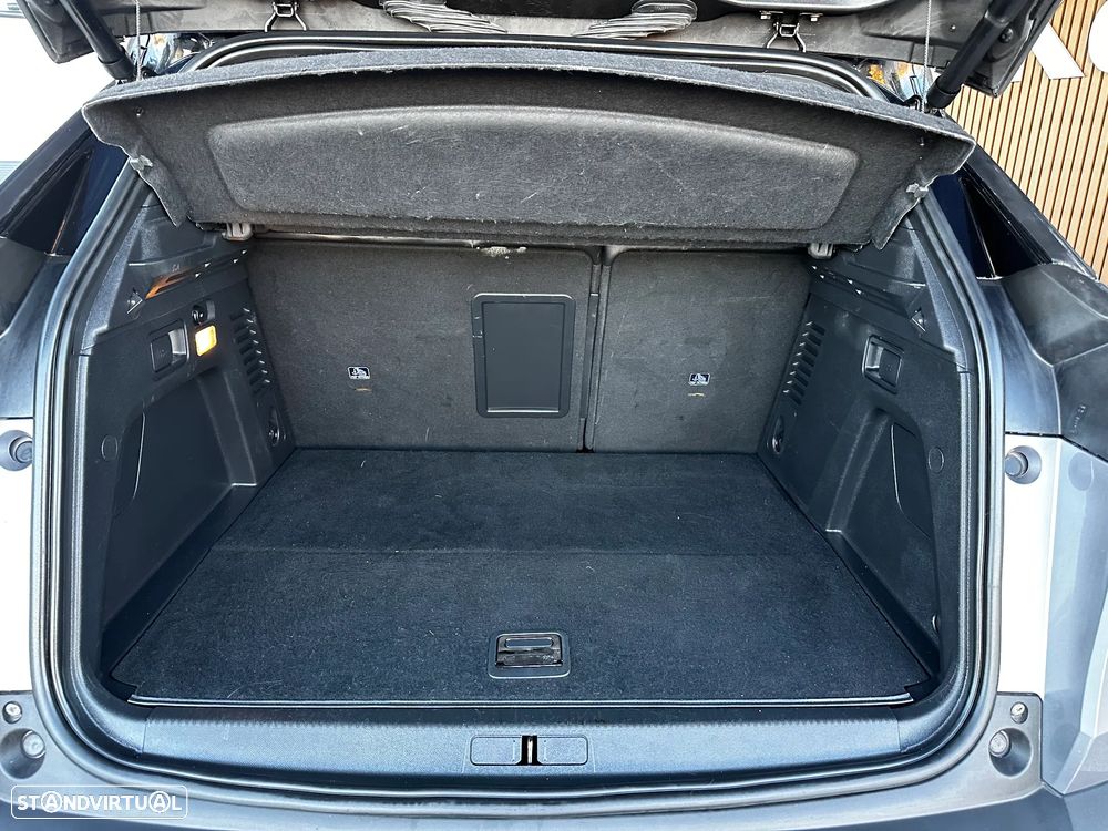 Peugeot 3008 1.6 Hybrid GT Pack e-EAT8 - 47