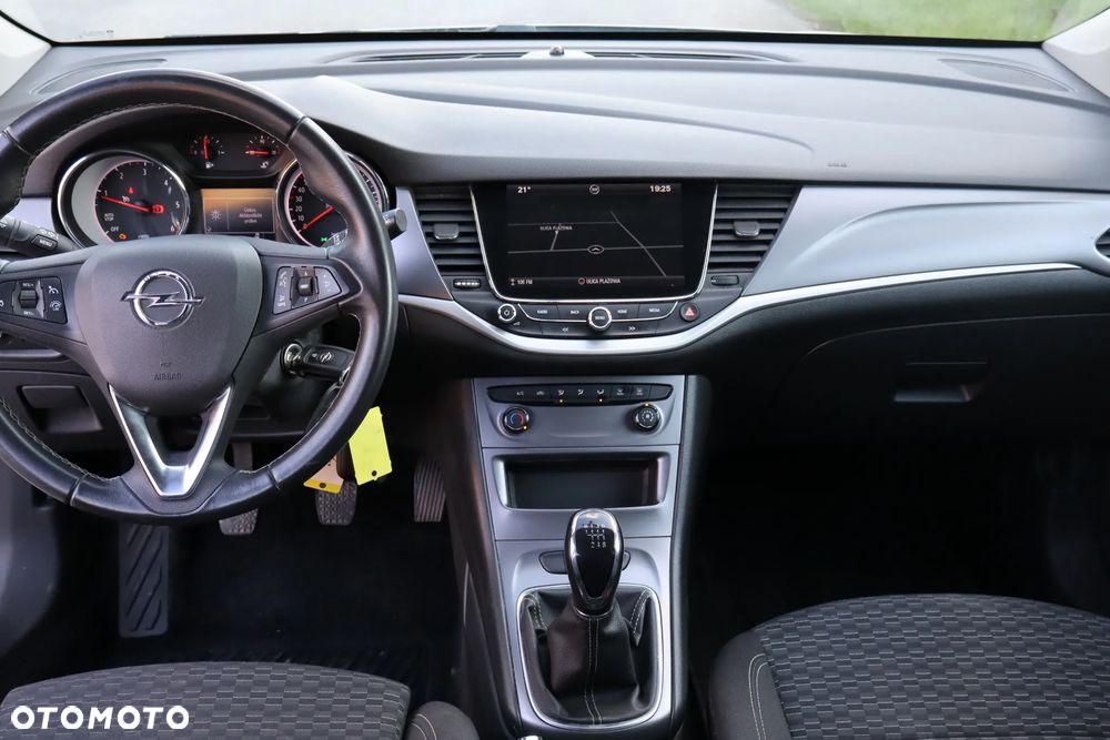 Opel Astra 1.6 CDTI Sports Tourer Active - 24