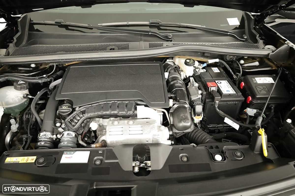 Peugeot 2008 1.2 PureTech Allure - 21