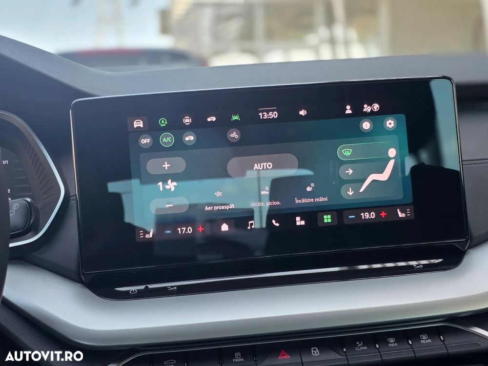 Skoda Octavia 1.5 TSI 115 CP Selection - 28