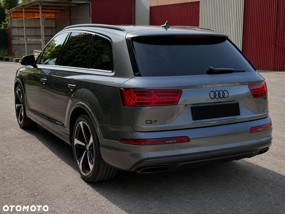 Audi Q7 - 5