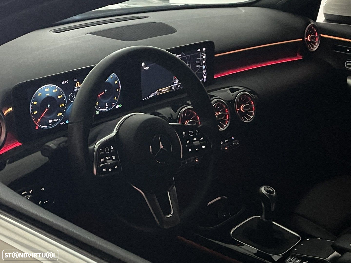 Mercedes-Benz A 200 Progressive - 40