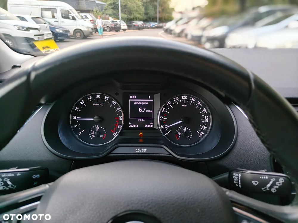 Skoda Octavia 1.6 TDI Ambition - 15