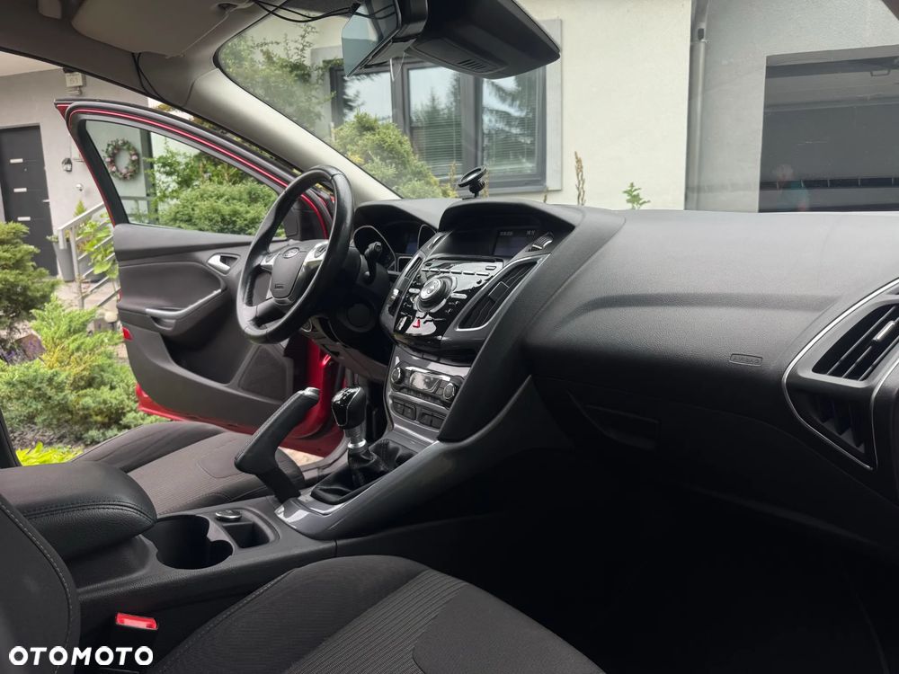 Ford Focus 1.6 EcoBoost Edition - 23