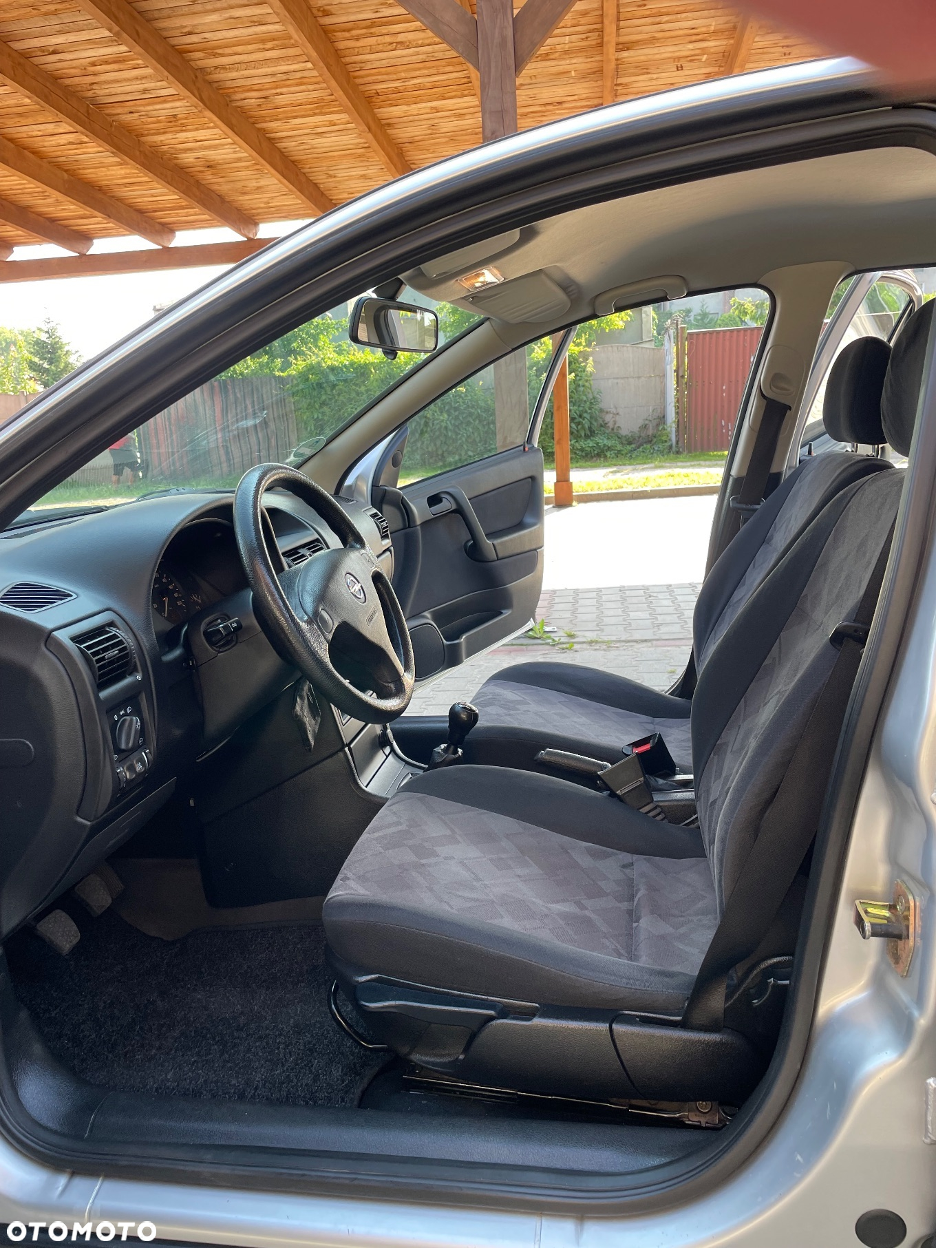 Opel Astra II 1.6 Elegance - 14