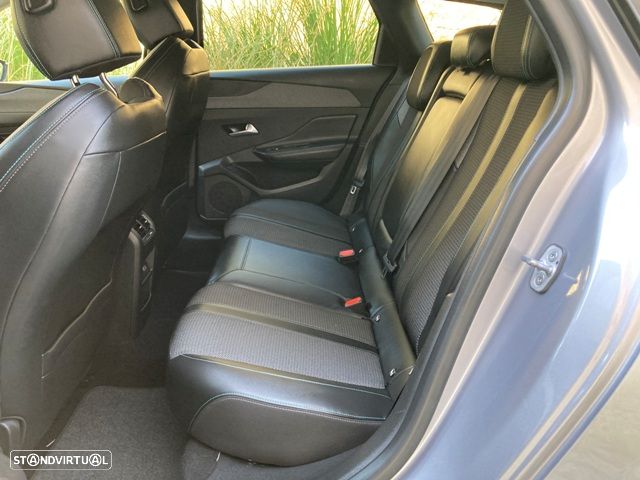Peugeot 308 SW 1.6 Hybrid Allure e-EAT8 - 39