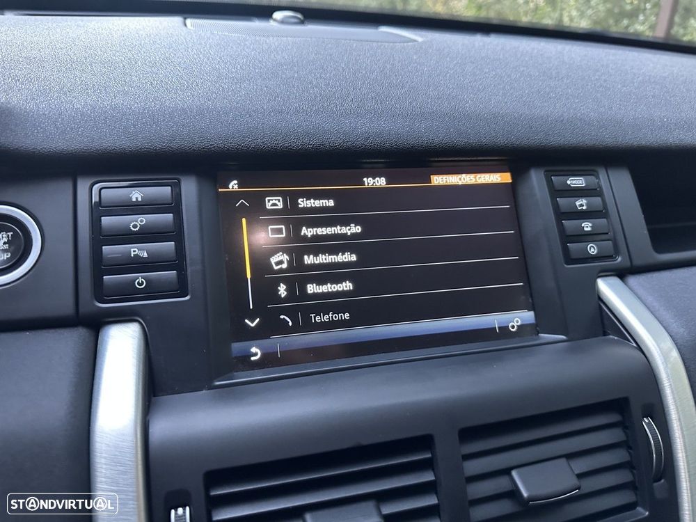 Land Rover Discovery Sport 2.0 TD4 HSE - 34