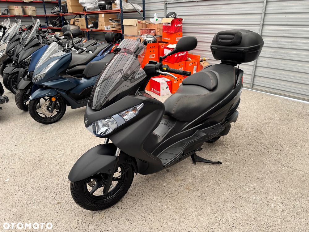 Suzuki Burgman - 3
