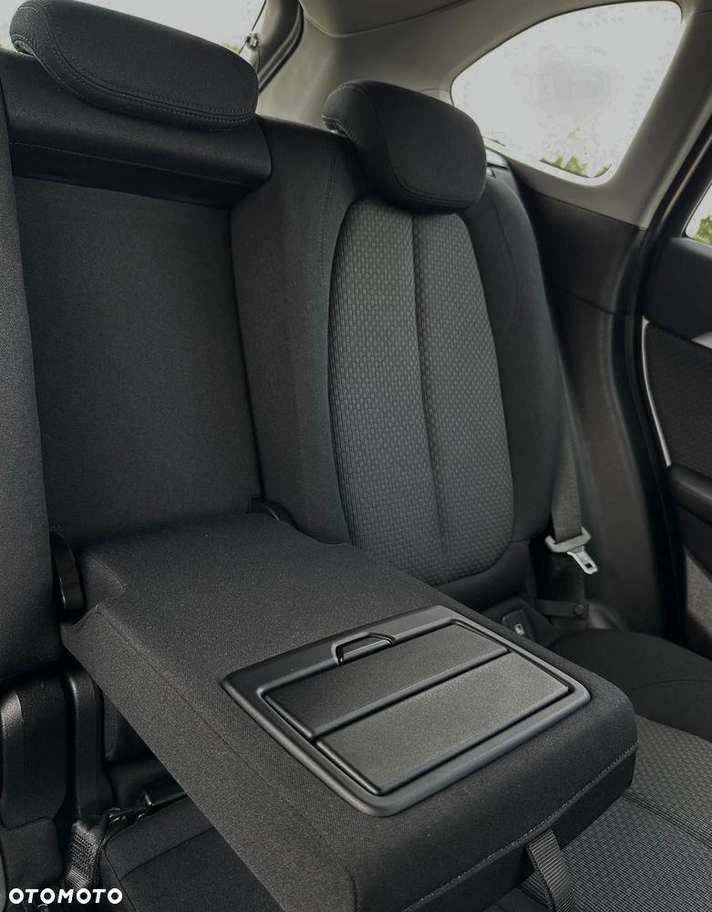 BMW X1 - 32