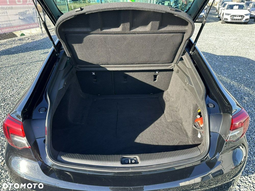 Opel Insignia - 10