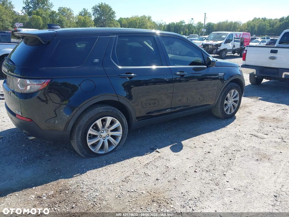 Land Rover Discovery - 24