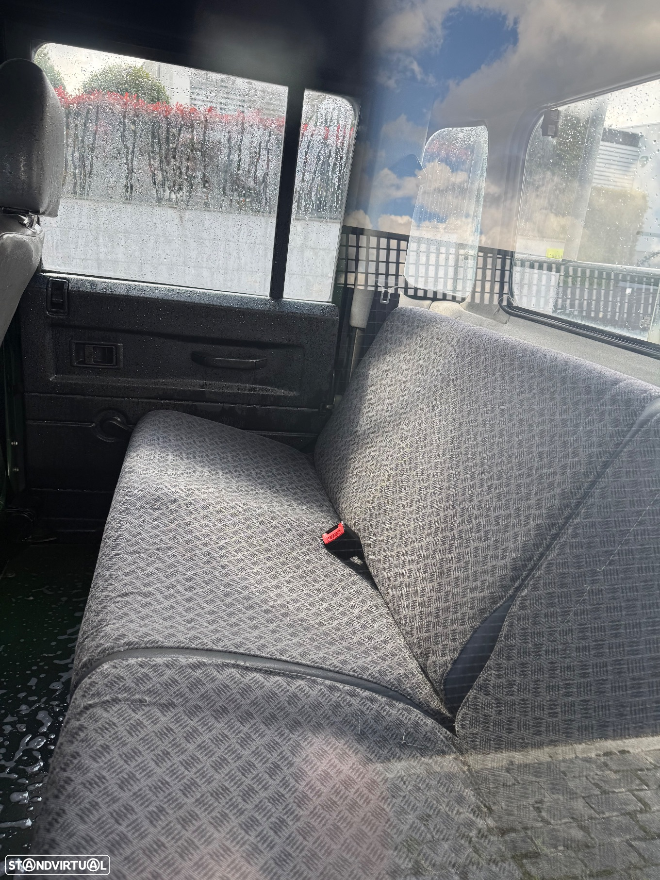 Land Rover Defender 130 2.5 TD5 Crew Cab - 12