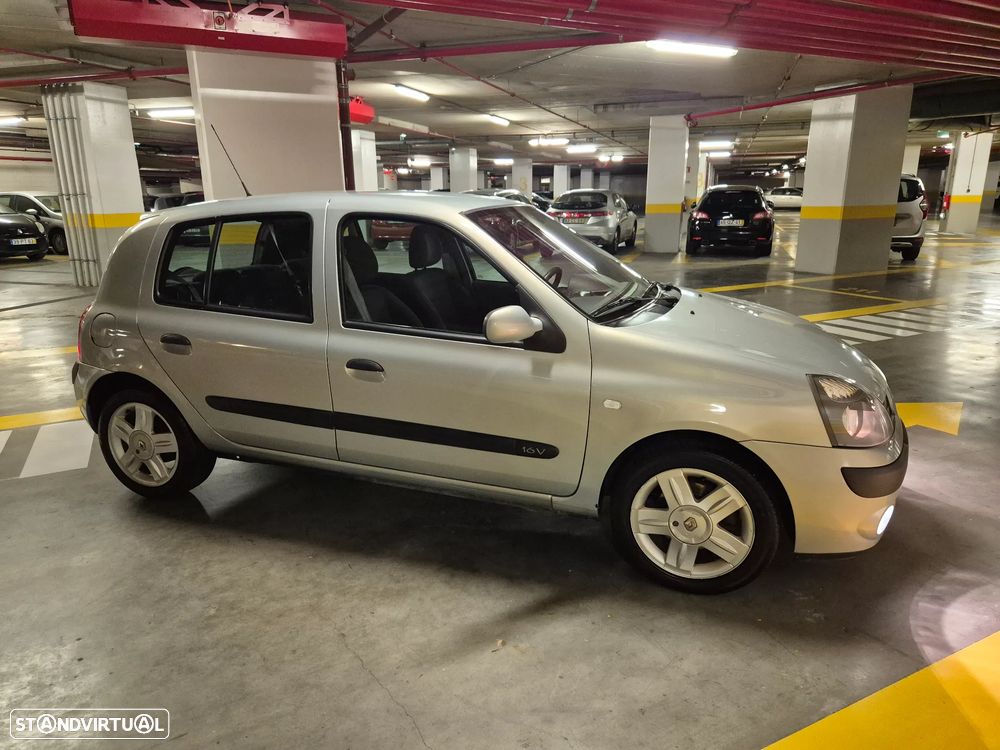 Renault Clio 1.2 16V Confort Dynamique - 7