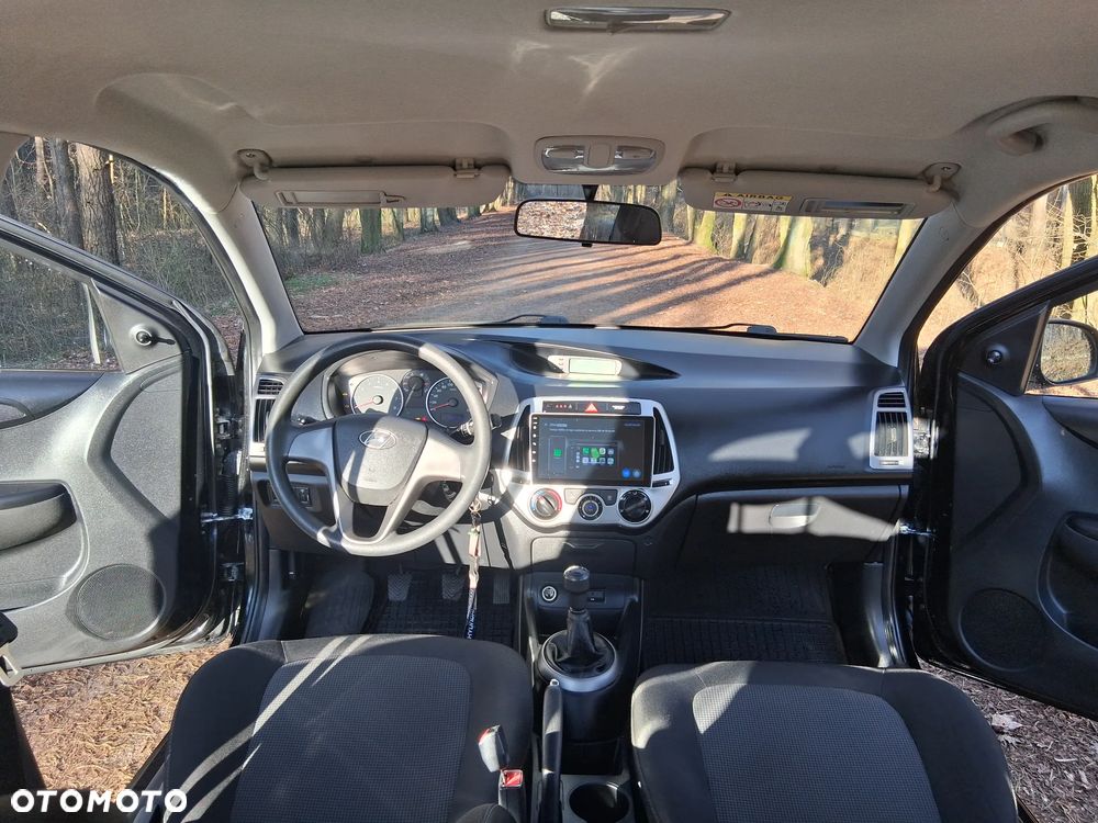 Hyundai i20 - 13