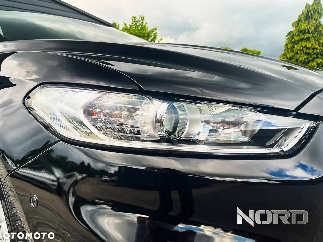 Ford Mondeo 2.0 Hybrid Titanium - 9