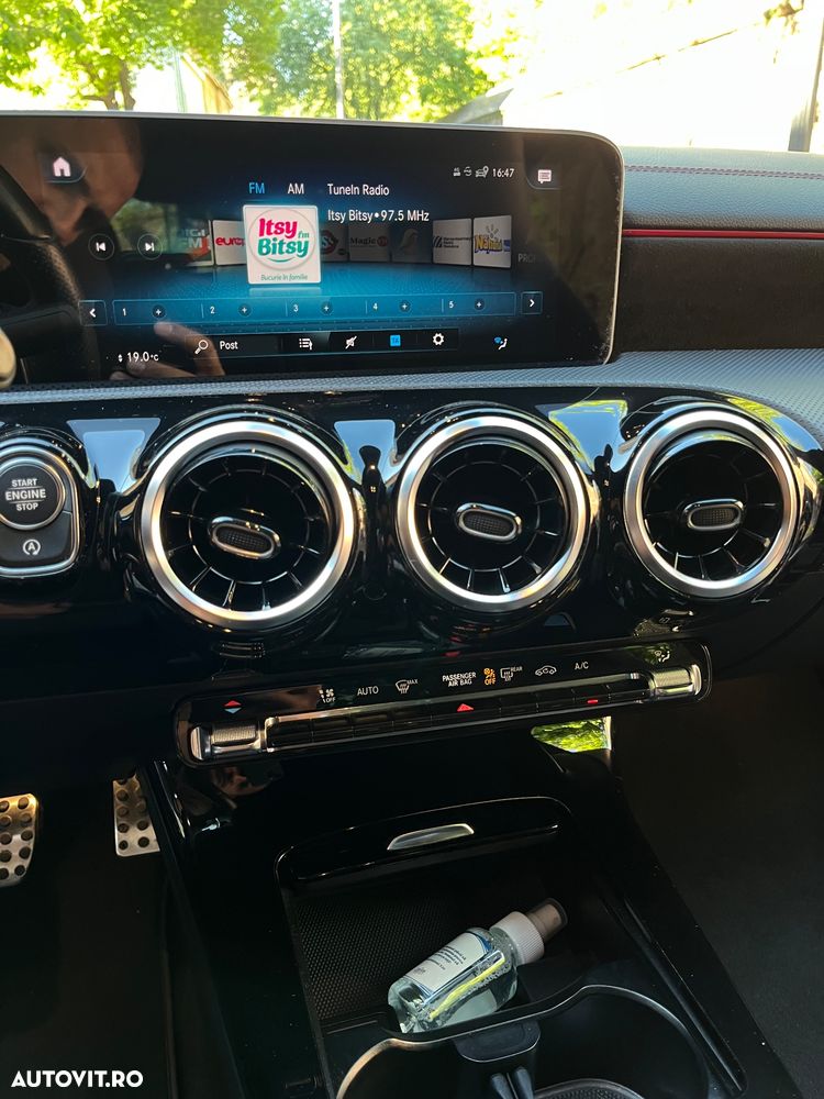Mercedes-Benz CLA - 23