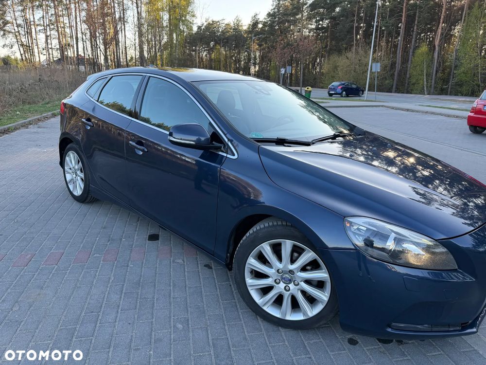 Volvo V40 D2 Summum - 4