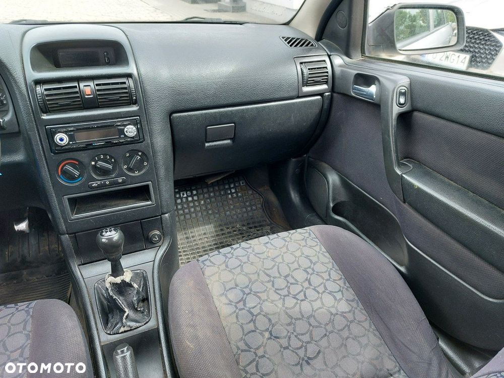 Opel Astra - 17