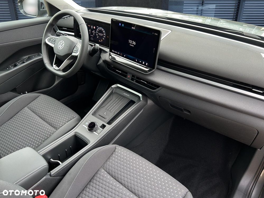 Volkswagen T-Roc - 14