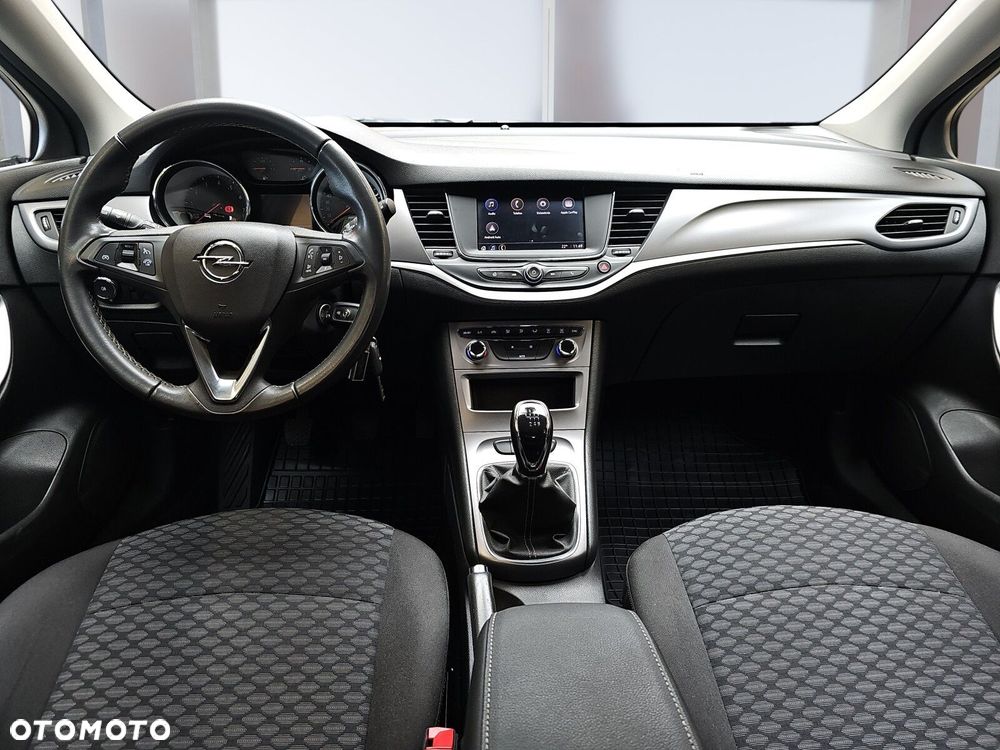 Opel Astra V 1.2 T Edition S&S - 10