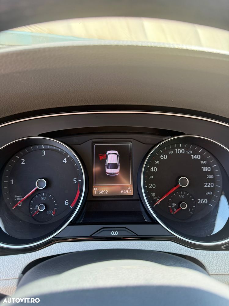 Volkswagen Passat 2.0 TDI DSG R Executive - 8
