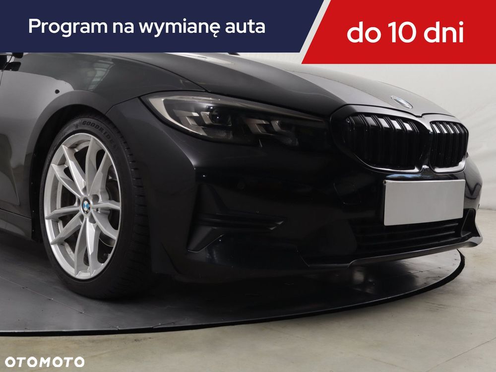 BMW Seria 3 - 21
