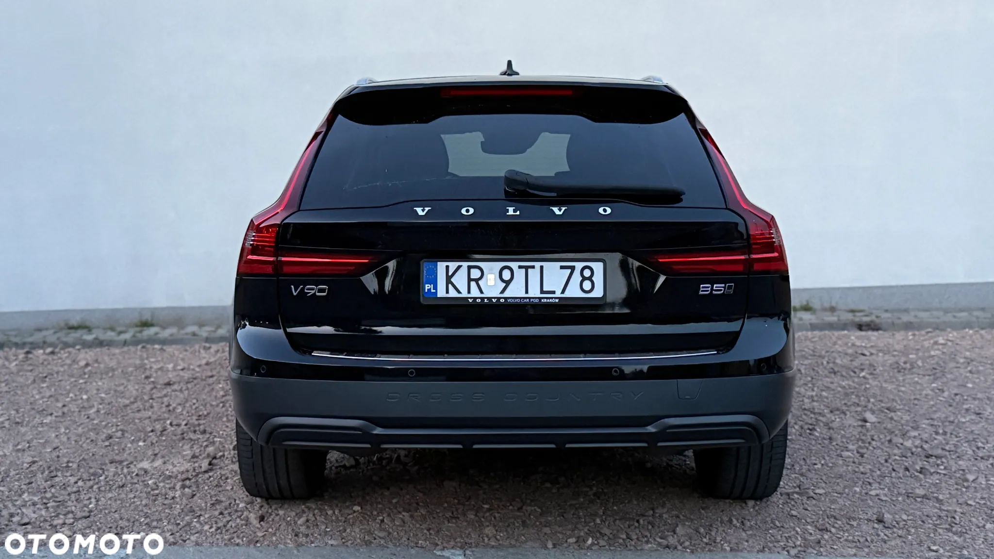 Volvo V90 Cross Country B5 D AWD Geartronic Pro - 4
