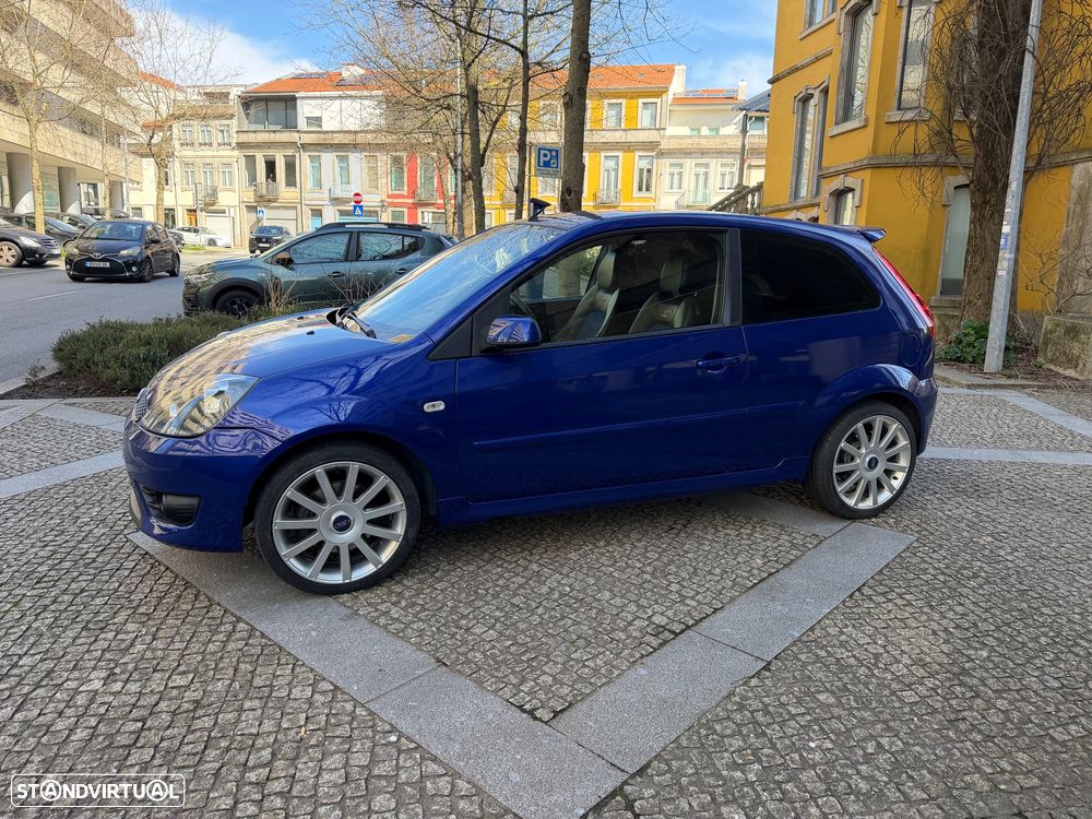 Ford Fiesta 2.0 ST - 18