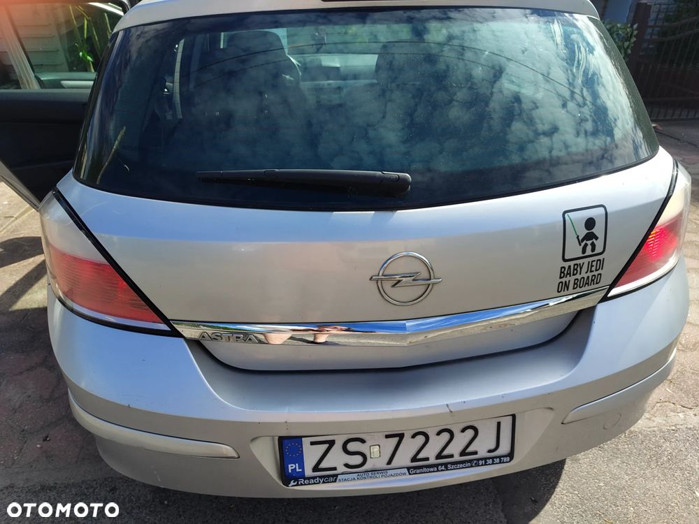 Opel Astra 1.4 111 - 8