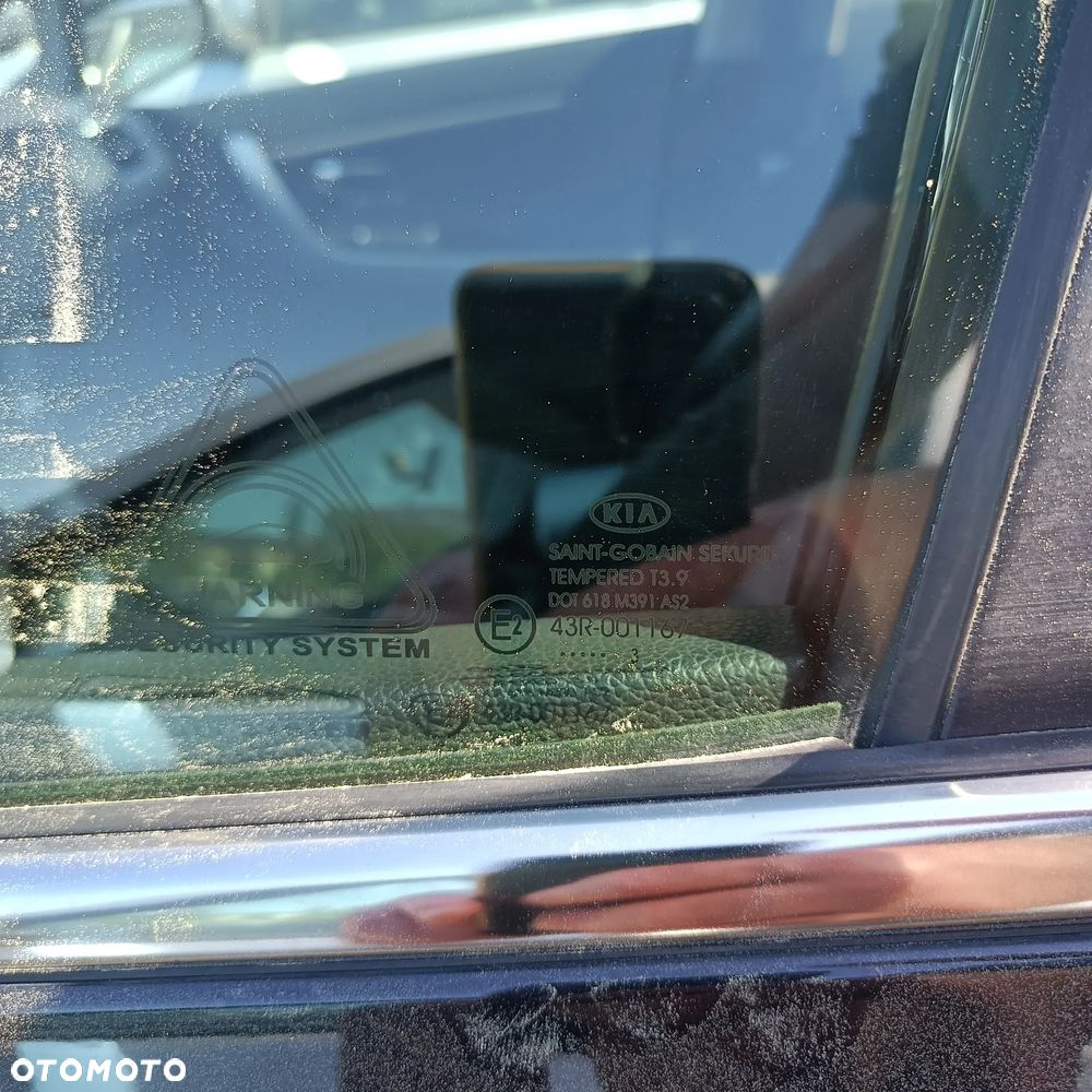 Kia Ceed - 4