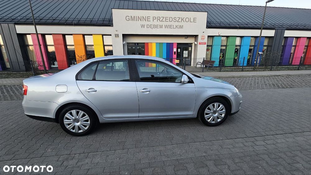 Volkswagen Jetta - 26