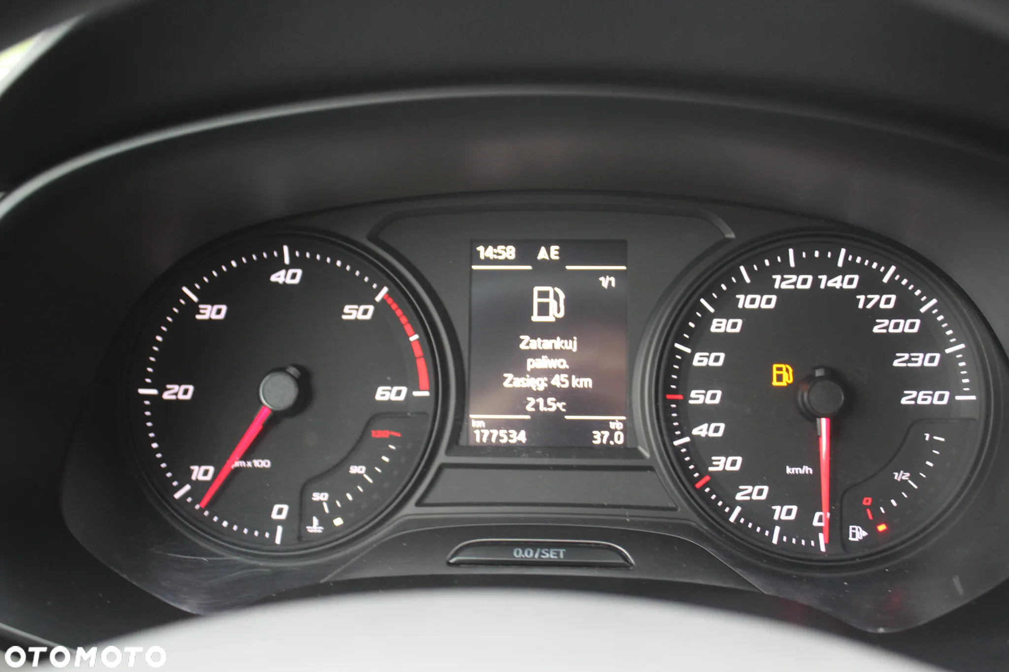 Seat Leon 1.6 TDI ECOMOTIVE Style - 11