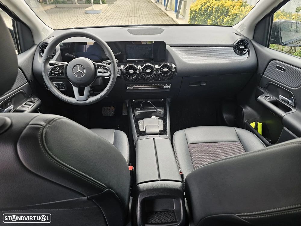 Mercedes-Benz B 250 e 8G-DCT - 12