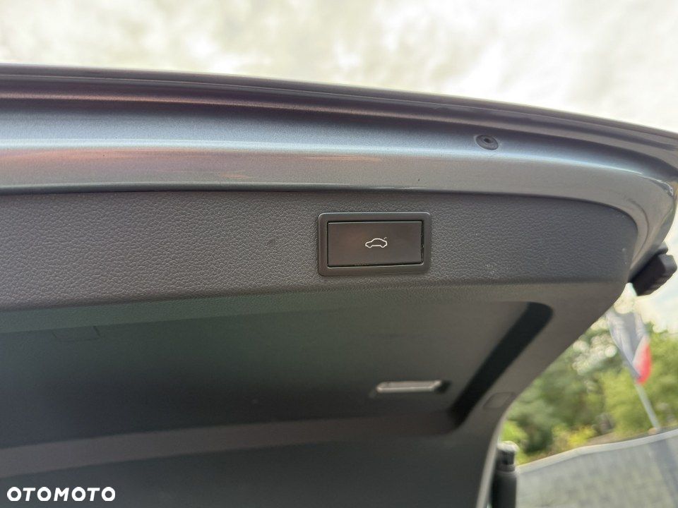 Skoda Superb 2.0 TSI L&K DSG - 39