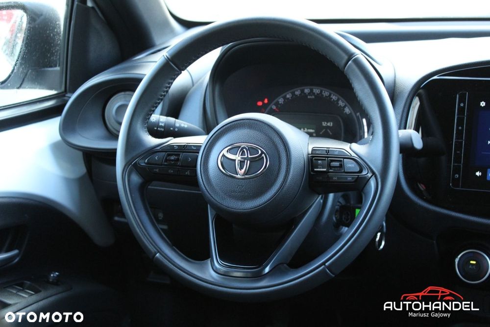 Toyota Aygo X - 10
