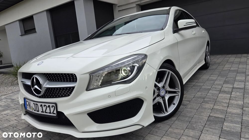 Mercedes-Benz CLA 180 7G-DCT AMG Line - 12
