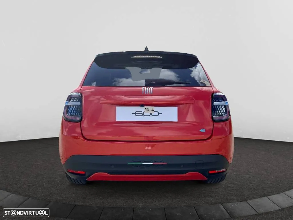 Fiat 600e 54 kWh La Prima - 6
