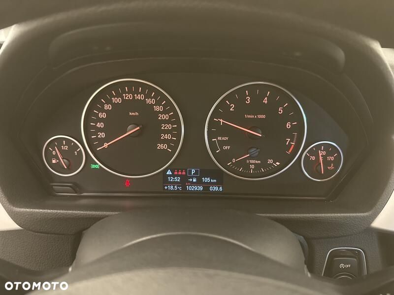 BMW Seria 3 320i GPF - 14