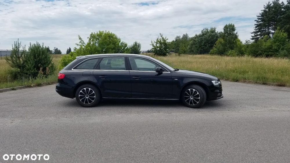 Audi A4 Avant 2.0 TDI DPF quattro S line Sportpaket - 6