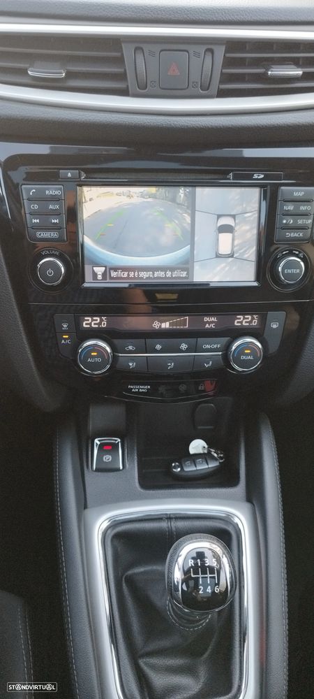 Nissan Qashqai 1.5 dCi Tekna Premium S - 10