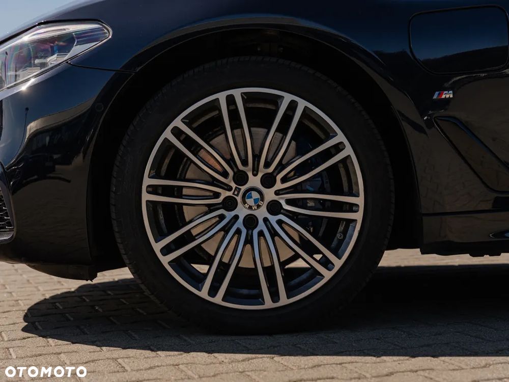 BMW Seria 5 530e iPerformance xDrive M Sport sport - 4