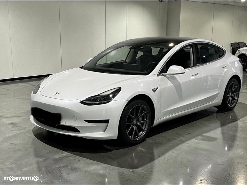 Tesla Model 3 Standard Range Plus RWD - 3